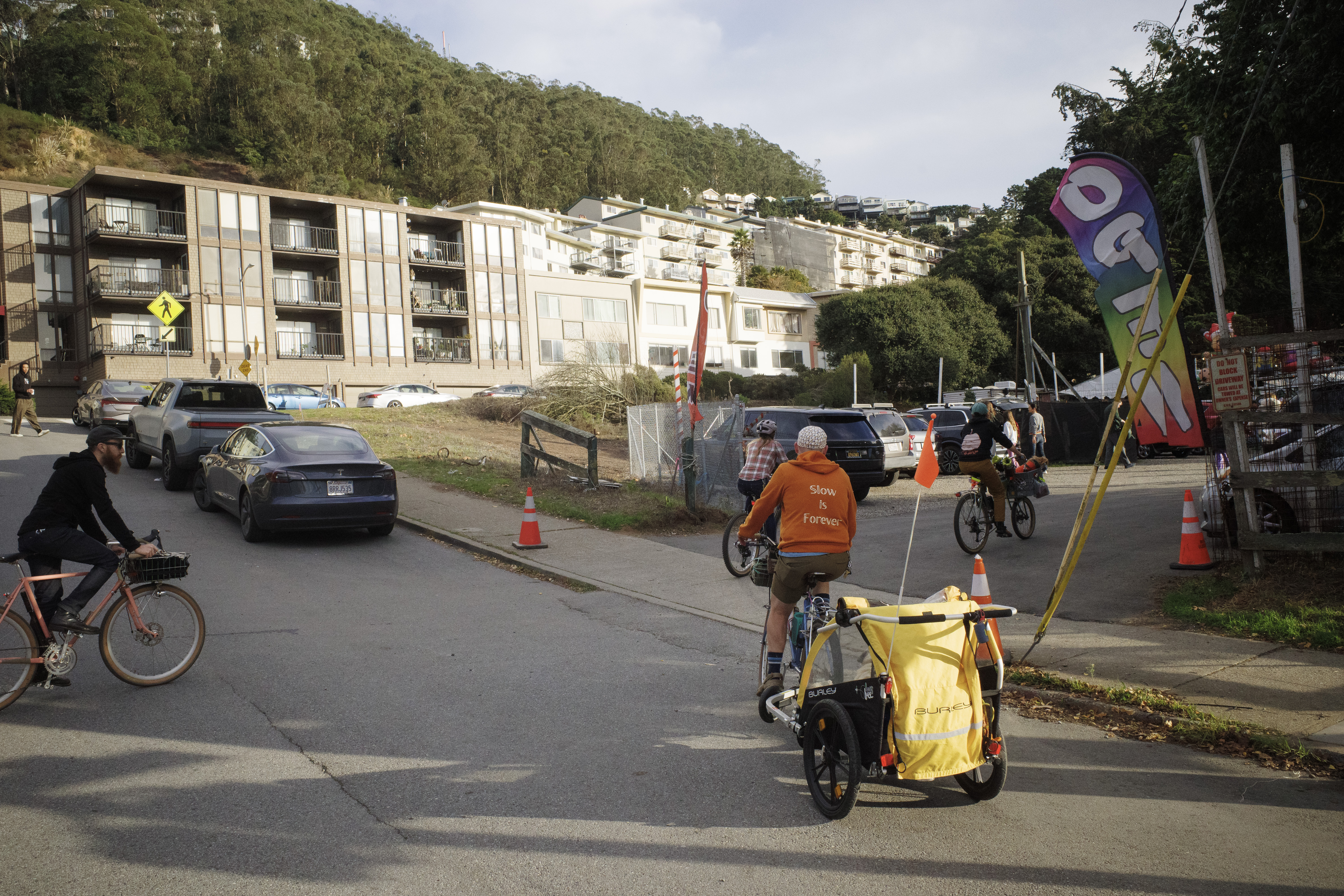 Our crew rolling into Clancy's. Ben is on his Romanceur and Jerry has a trailer with Atlas in it